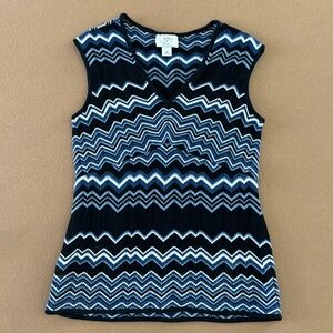 { LOFT } - Sleeveless V-Neck Knit Top